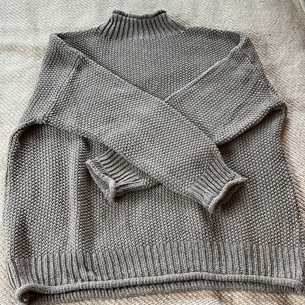 Brown cable knit sweater, 2XL